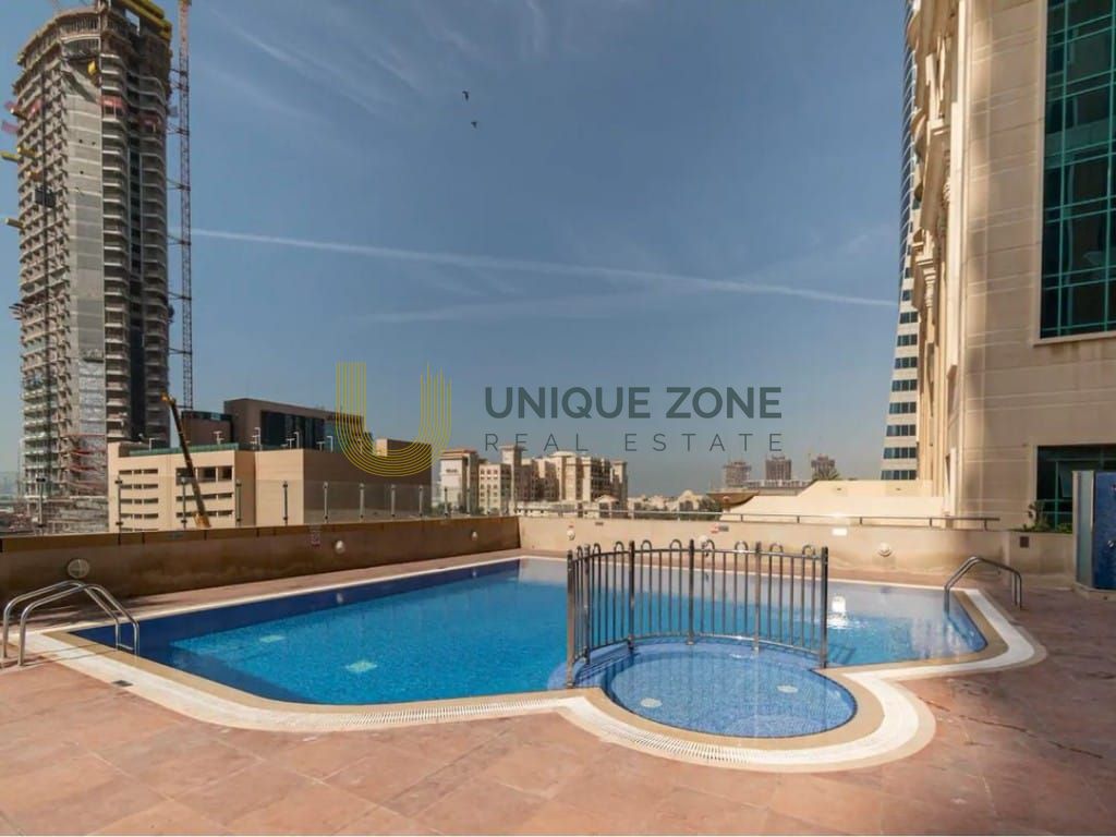 HIGH-END FURNISHED 1 BEDROOM WITH BRIGHT MARINA-VIEW
